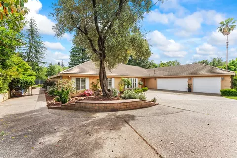 Exterior - 2230 Hillcrest Way, Carmichael, CA 95608 photo 2 of 22