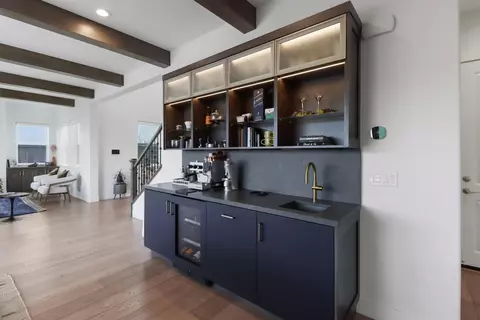 Kitchen - 810 Fallen Log Ct, Rocklin, CA 95765 photo 1 of 5