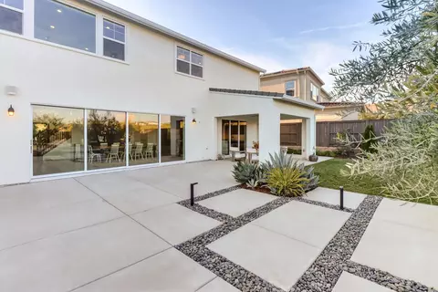 Exterior - 810 Fallen Log Ct, Rocklin, CA 95765 photo 24 of 26