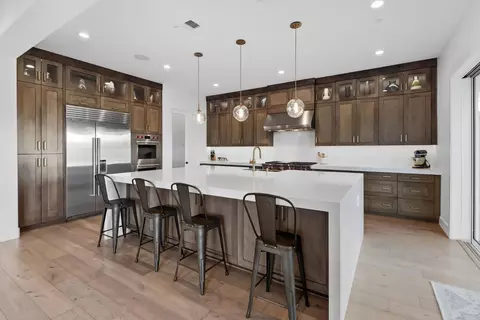 Kitchen - 810 Fallen Log Ct, Rocklin, CA 95765 photo 3 of 5
