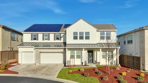 Exterior - 810 Fallen Log Ct, Rocklin, CA 95765 photo 12 of 26