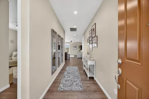Entry Way - 4143 Citation Dr, Olivehurst, CA 95961 photo 4 of 8