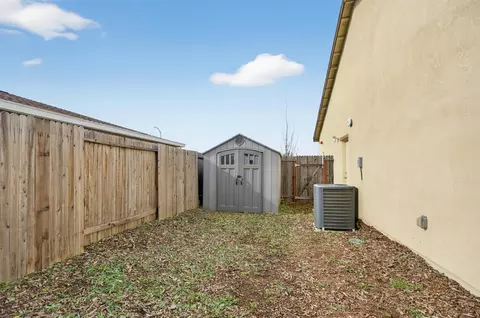 Exterior - 4143 Citation Dr, Olivehurst, CA 95961 photo 5 of 5