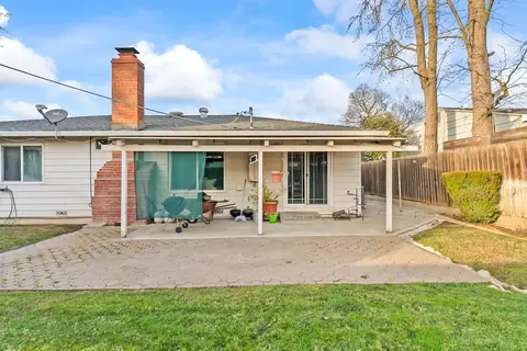 Exterior - 6316 Templeton Dr, Carmichael, CA 95608 photo 6 of 13