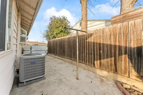 Exterior - 6316 Templeton Dr, Carmichael, CA 95608 photo 10 of 13