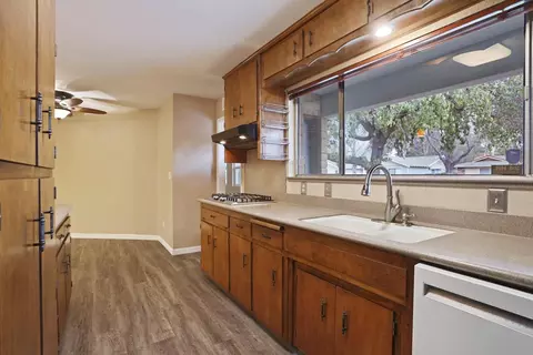Kitchen - 3413 Joanna Dr, Modesto, CA 95355 photo 4 of 7