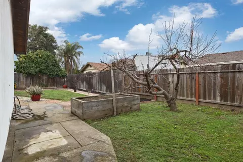 Exterior - 3413 Joanna Dr, Modesto, CA 95355 photo 10 of 13