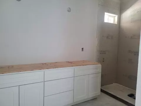 Bath - 2307 Arrowhead St, Copperopolis, CA 95228 photo 2 of 2
