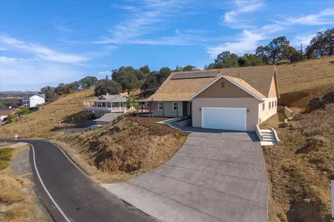 Exterior - 2307 Arrowhead St, Copperopolis, CA 95228 photo 3 of 8