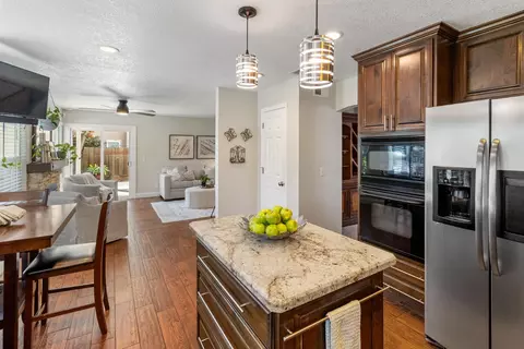 112 Hazelmere Dr, Folsom, CA 95630 photo 27