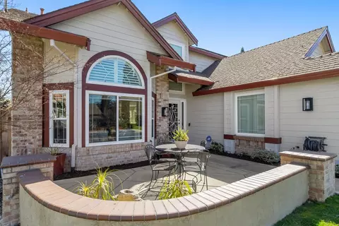 112 Hazelmere Dr, Folsom, CA 95630 photo 4
