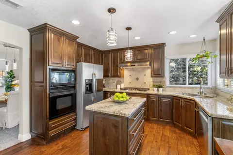112 Hazelmere Dr, Folsom, CA 95630 photo 24
