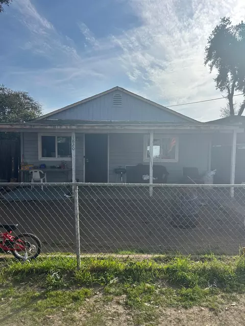 1820 Kenneth St, Modesto, CA 95351 photo 1