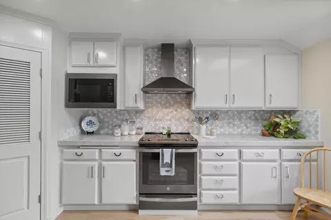 Kitchen - 8454 Pass Rd, Sutter, CA 95982 photo 7 of 16