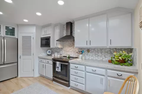Kitchen - 8454 Pass Rd, Sutter, CA 95982 photo 6 of 16