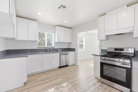 Kitchen - 821 Sutter Ave, Modesto, CA 95351 photo 1 of 1