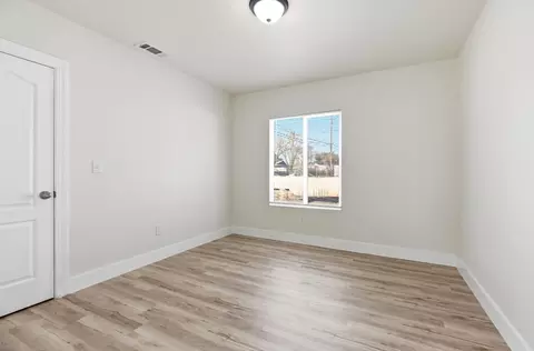 Bedroom - 821 Sutter Ave, Modesto, CA 95351 photo 3 of 3