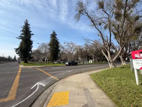 820 N Berkeley Ave, Turlock, CA 95380 photo 6