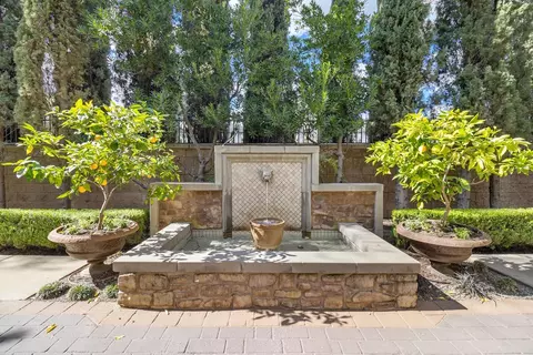 2430 Pavilions Place Ln #612, Sacramento, CA 95825