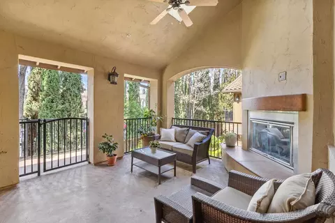2430 Pavilions Place Ln #612, Sacramento, CA 95825