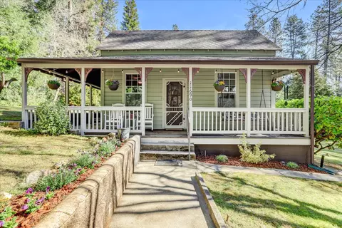 11690 Bourbon Hill Rd, Nevada City, CA 95959