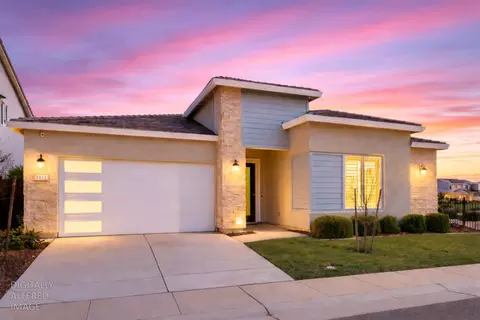 4043 Red Blush Way, Rancho Cordova, CA 95742