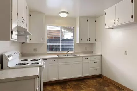 Kitchen - 1155 Lorene Ave, Manteca, CA 95336 photo 3 of 3