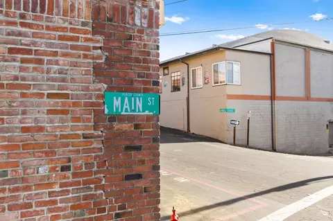 Exterior - 482 Main St, Newcastle, CA 95658 photo 8 of 21