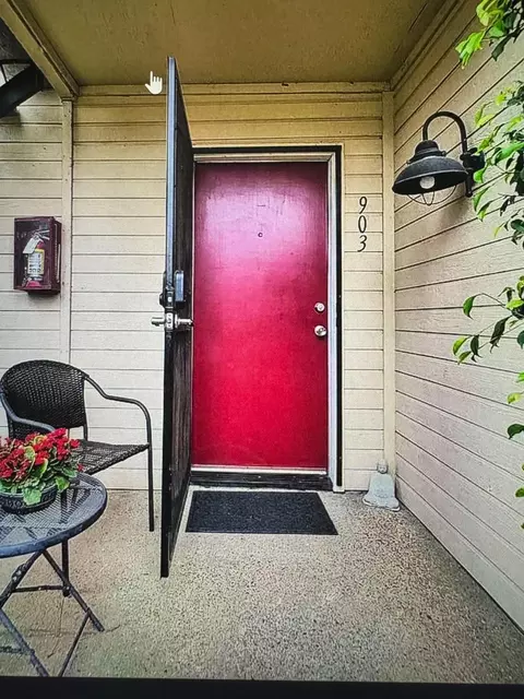 2401 Eilers Ln #903, Lodi, CA 95242 photo 2