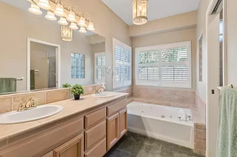 1663 Alex Way, Turlock, CA 95382 photo 24