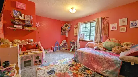 Bedroom - 8209 Mountain Meadow Dr, Mountain Ranch, CA 95246 photo 7 of 7