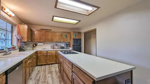 Kitchen - 8209 Mountain Meadow Dr, Mountain Ranch, CA 95246 photo 1 of 5