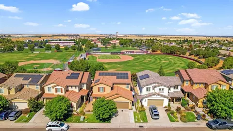 848 Calico Dr, Rocklin, CA 95765