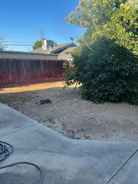 Exterior - 1506 Mitchell, Escalon, CA 95320 photo 2 of 7