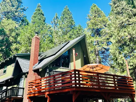 4321 Lakeridge Dr, Pollock Pines, CA 95726