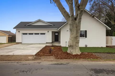 Exterior - 4449 E Zeering Rd, Denair, CA 95316 photo 3 of 8
