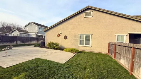Exterior - 2023 Eagle Meadows Dr, Gridley, CA 95948 photo 6 of 7
