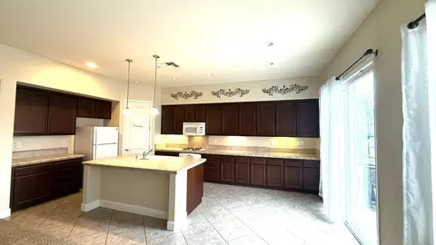 Kitchen - 2023 Eagle Meadows Dr, Gridley, CA 95948 photo 2 of 4