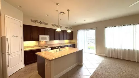 Kitchen - 2023 Eagle Meadows Dr, Gridley, CA 95948 photo 3 of 4