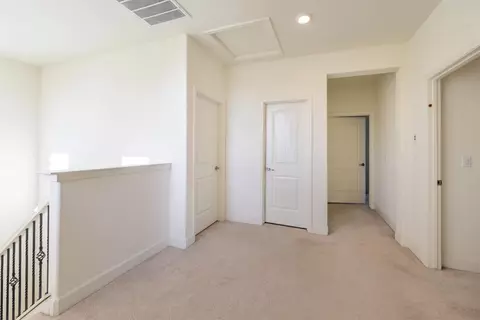 Entry Way - 7666 Ocean Park Dr, Antelope, CA 95843 photo 4 of 6