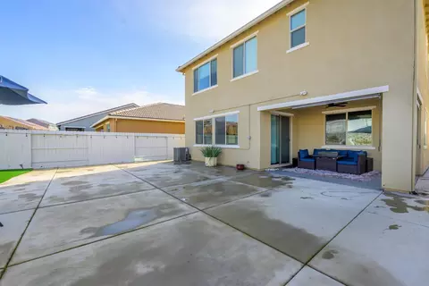 Exterior - 7666 Ocean Park Dr, Antelope, CA 95843 photo 4 of 14