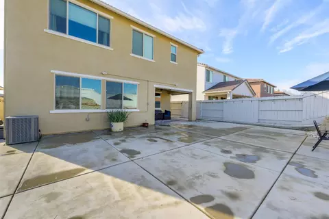 Exterior - 7666 Ocean Park Dr, Antelope, CA 95843 photo 6 of 14