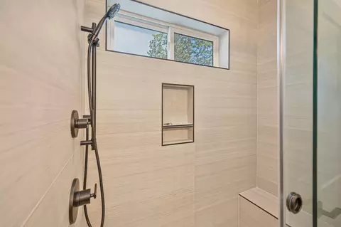 Bath - 5379 Crestline Dr, Foresthill, CA 95631 photo 3 of 6