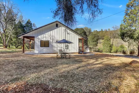 Exterior - 12545 Wolf Rd, Grass Valley, CA 95949 photo 7 of 46