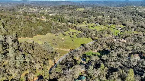 View/Area - 12545 Wolf Rd, Grass Valley, CA 95949 photo 6 of 14