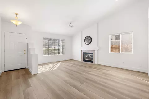 Living - 4730 Stuart St, Rocklin, CA 95765 photo 2 of 4