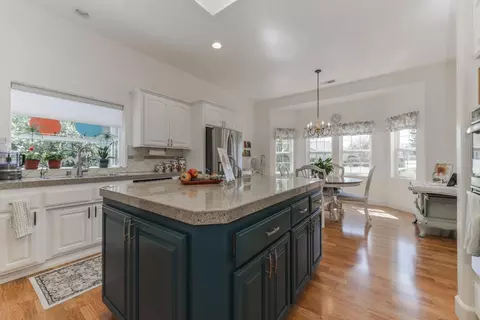 Kitchen - 306 California, Sutter Creek, CA 95685 photo 2 of 2