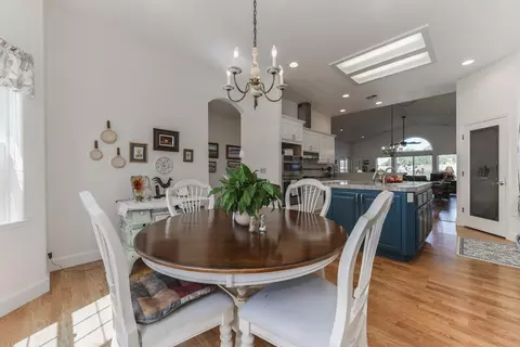 Dining - 306 California, Sutter Creek, CA 95685 photo 4 of 5
