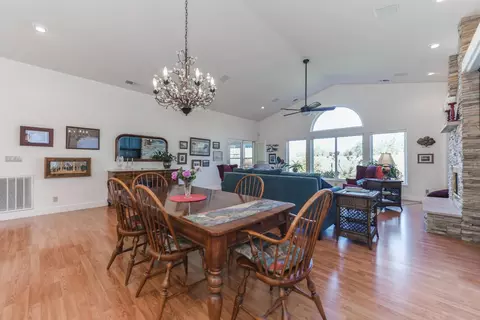 Dining - 306 California, Sutter Creek, CA 95685 photo 5 of 5