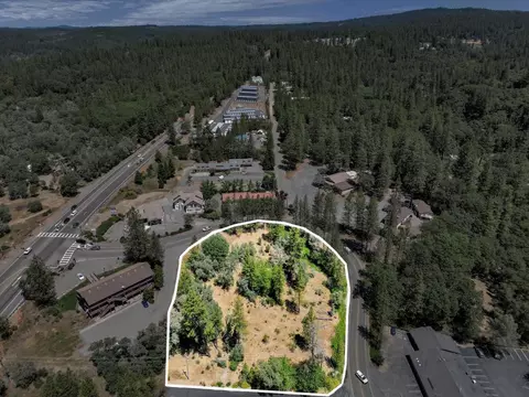 10061 Alta Sierra Dr, Grass Valley, CA 95949